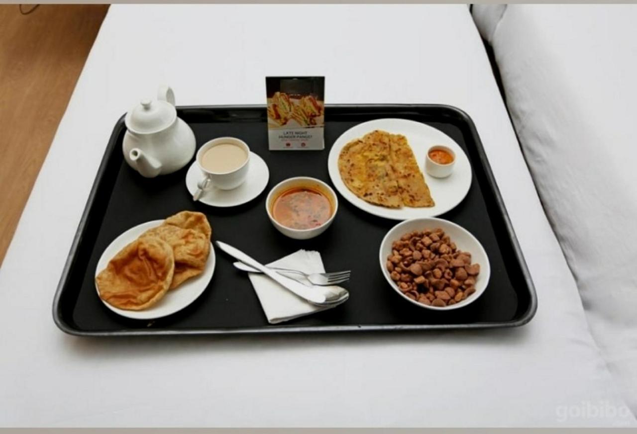 Sb Premium Suite ปูรี ภายนอก รูปภาพ